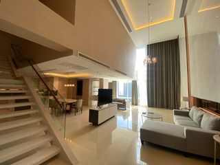 Apartment zur Miete mit 3 Zimmer in Khlong Toei, Bangkok