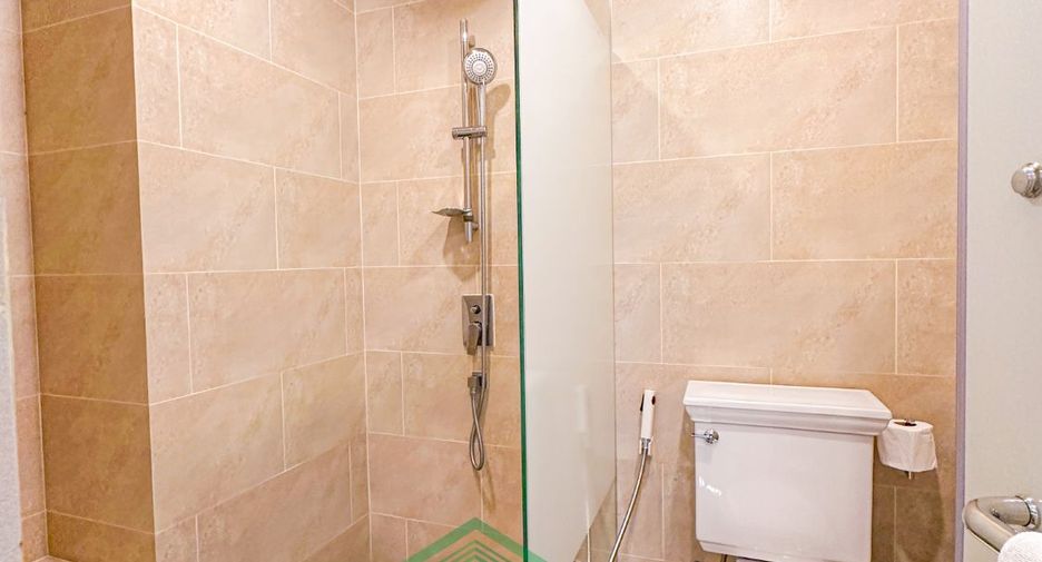 For rent 2 bedrooms condo in Bang Lamung, Chonburi