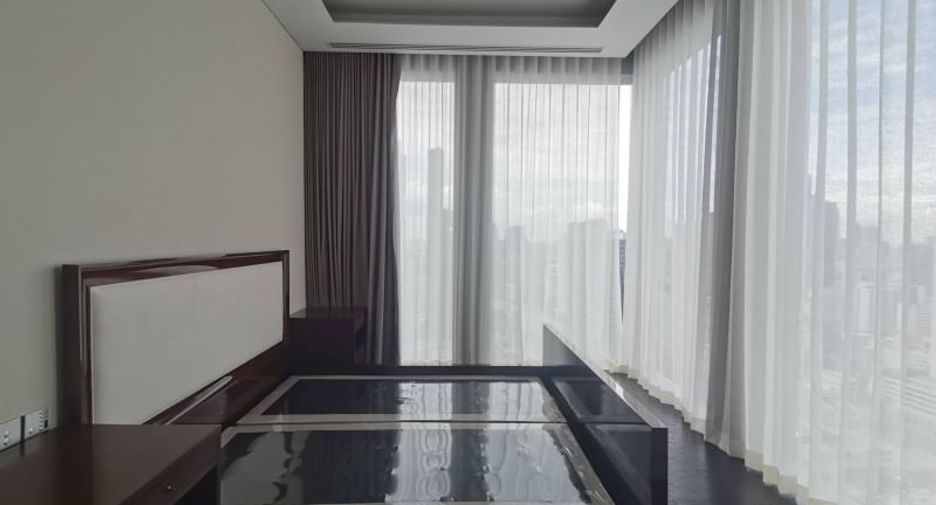 À louer et à vendre 3 chambres condo à Sathon, Bangkok