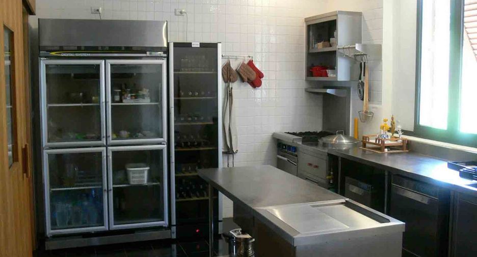 For sale 5 bedrooms villa in Ao Luek, Krabi