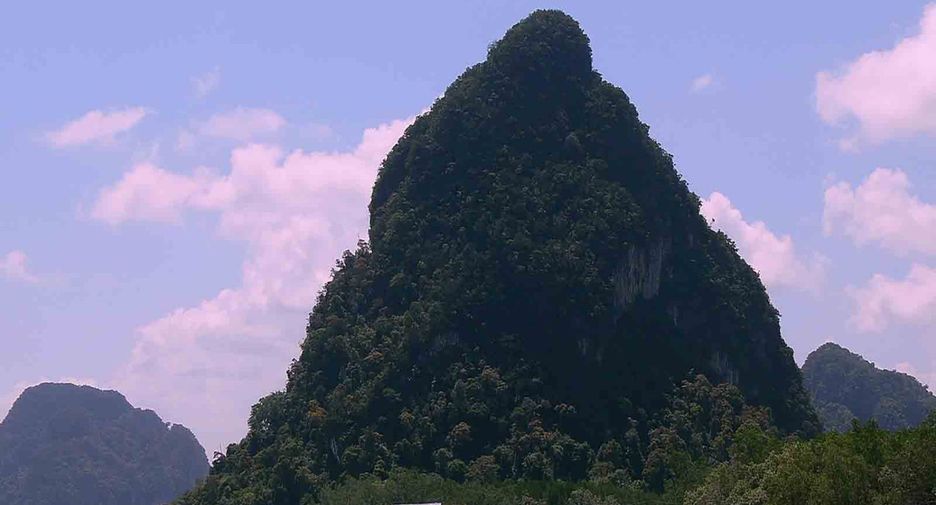 For sale 5 bedrooms villa in Ao Luek, Krabi