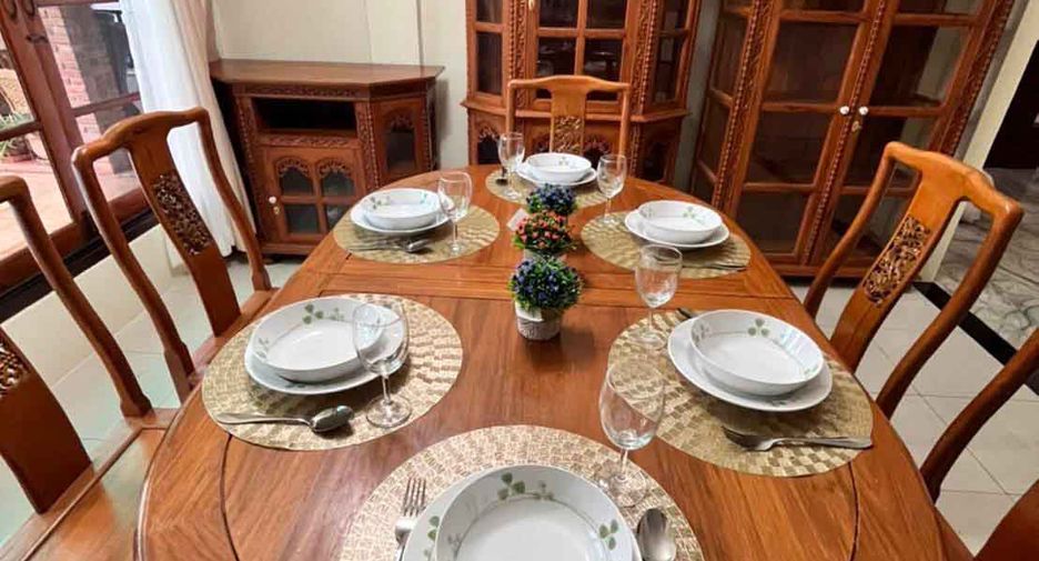 For sale 4 bedrooms villa in Mueang Krabi, Krabi