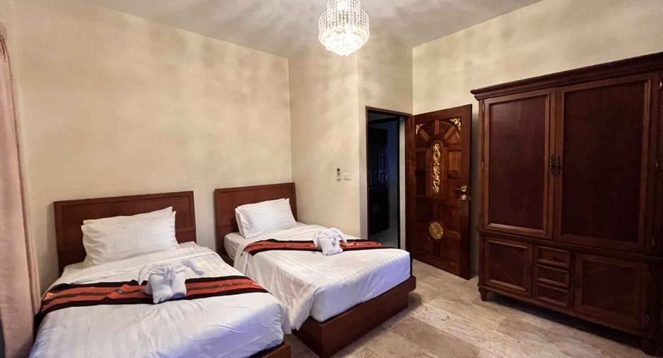 For sale 4 bedrooms villa in Mueang Krabi, Krabi