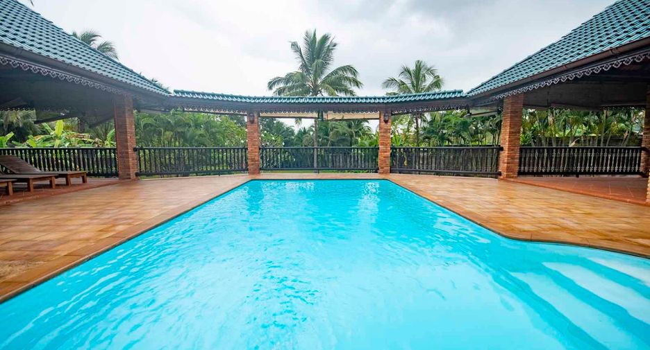 For sale 4 bedrooms villa in Mueang Krabi, Krabi