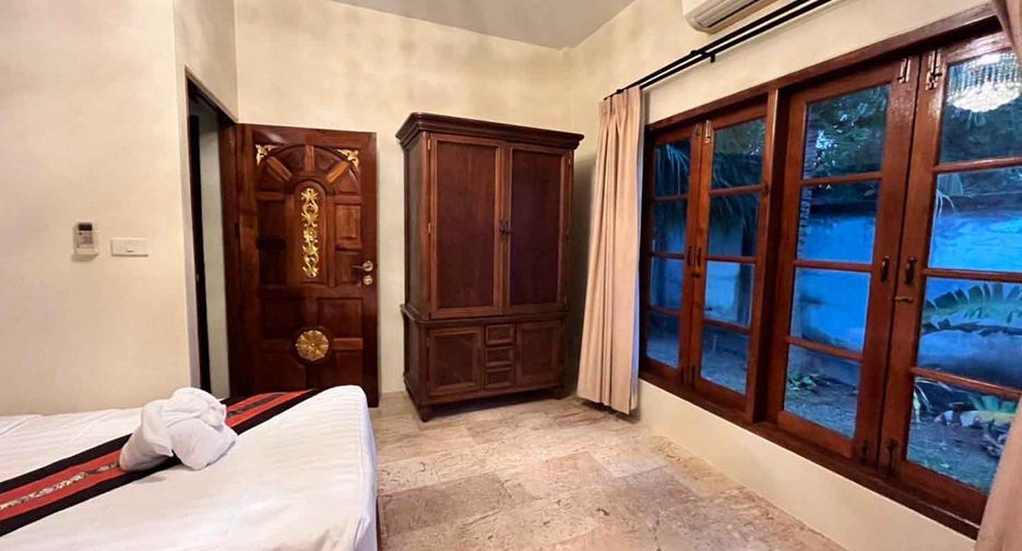 For sale 4 bedrooms villa in Mueang Krabi, Krabi
