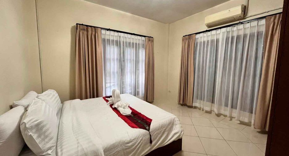 For sale 4 bedrooms villa in Mueang Krabi, Krabi