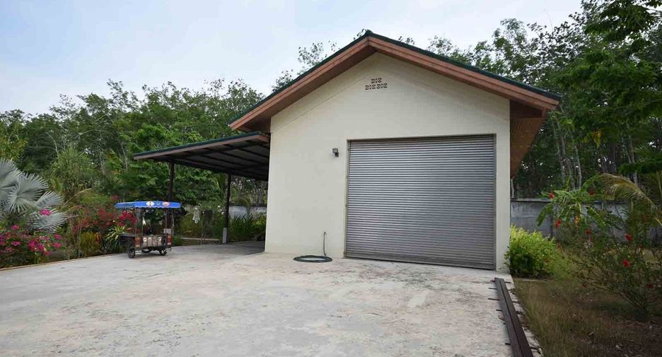 For sale 4 bedrooms villa in Mueang Krabi, Krabi
