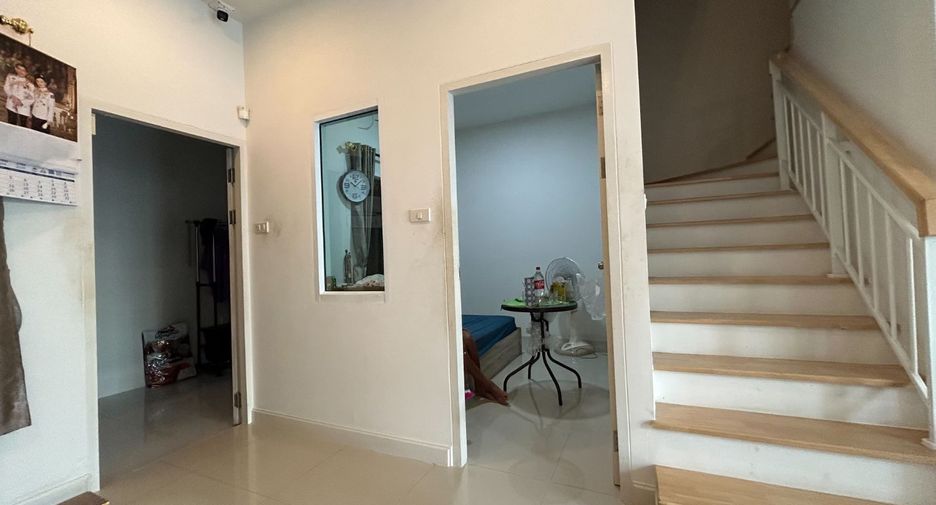 For sale 4 bedrooms house in Mueang Chon Buri, Chonburi