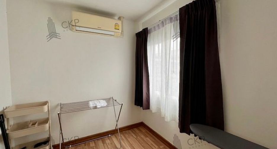 For sale 3 bedrooms condo in Bang Kapi, Bangkok