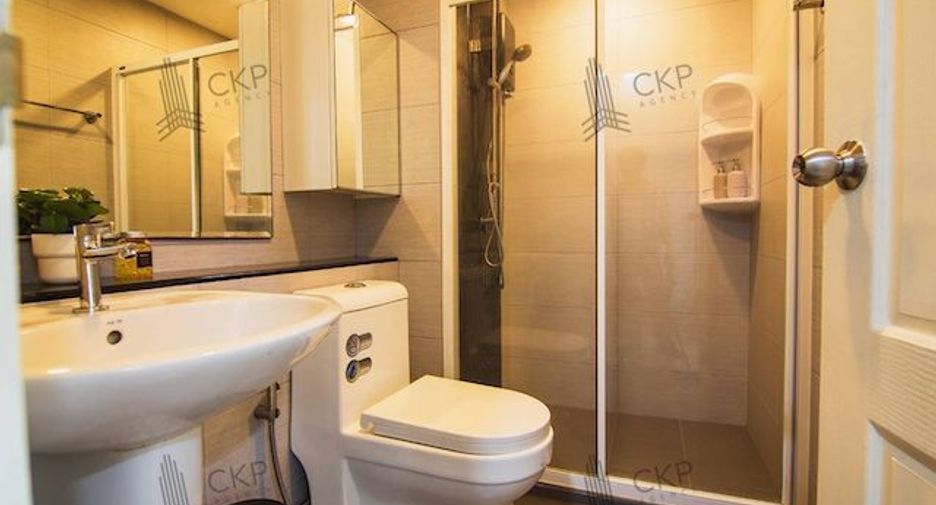 For sale 3 bedrooms condo in Bang Kapi, Bangkok