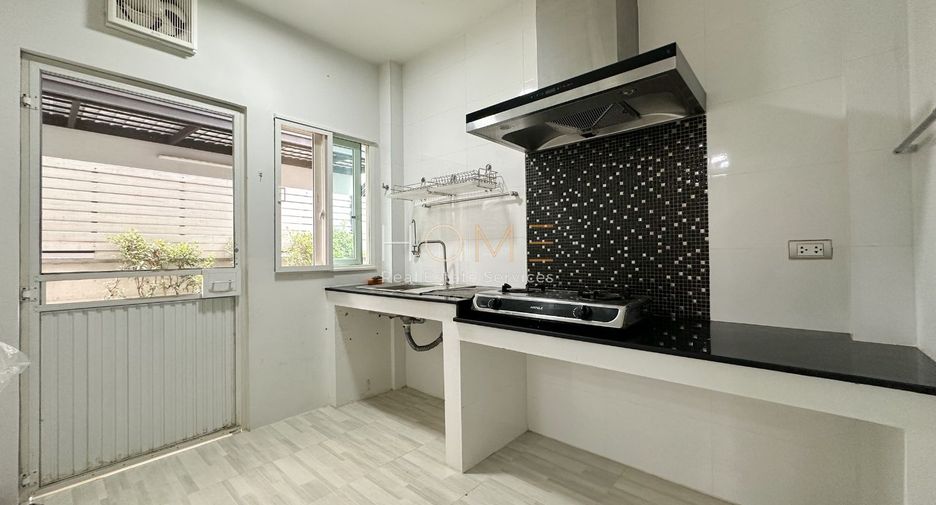 For sale 4 bedrooms house in Bang Yai, Nonthaburi