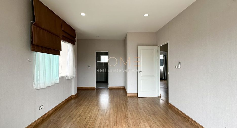 For sale 4 bedrooms house in Bang Yai, Nonthaburi