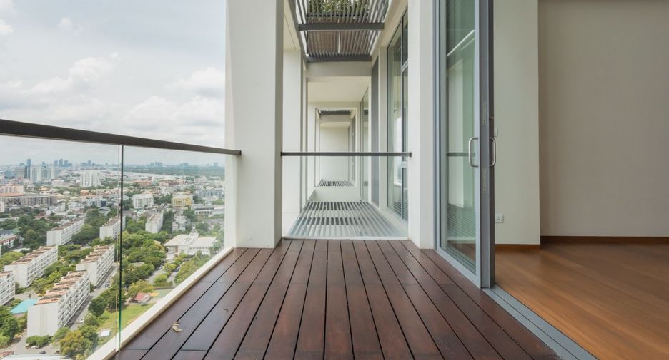 Wohnung zum Kauf mit 3 Zimmer in Sathon, Bangkok