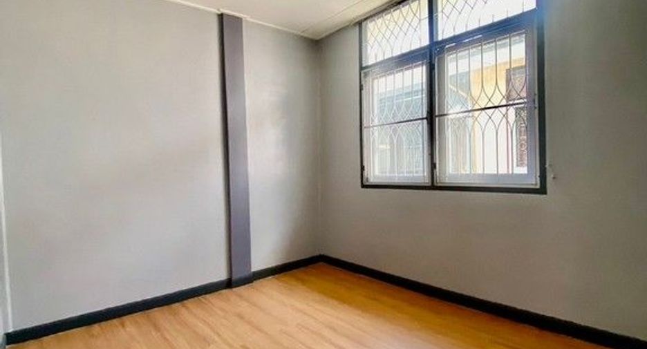 For sale 3 bedrooms townhouse in Mueang Samut Prakan, Samut Prakan