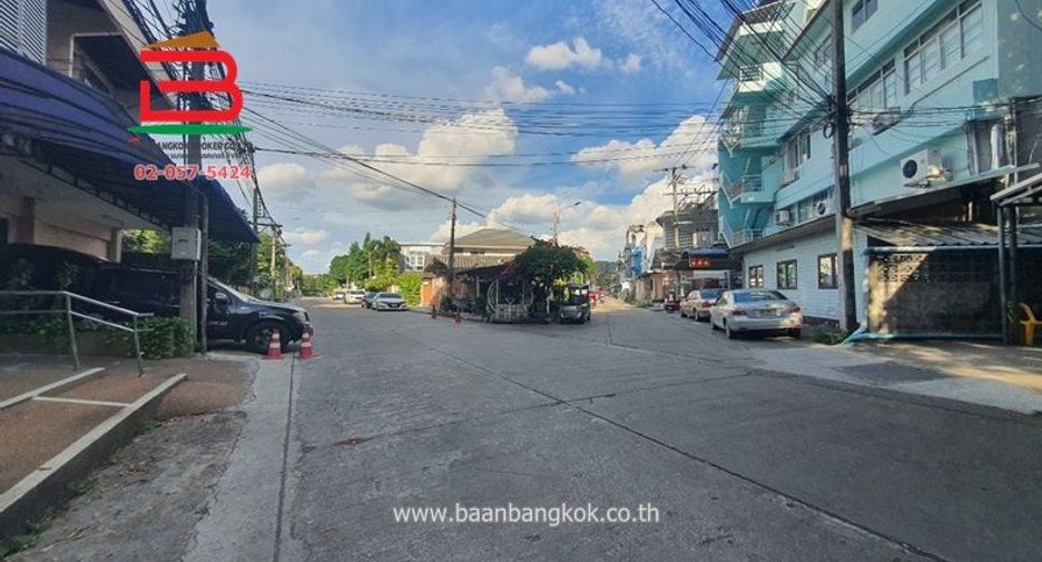 For sale land in Saphan Sung, Bangkok