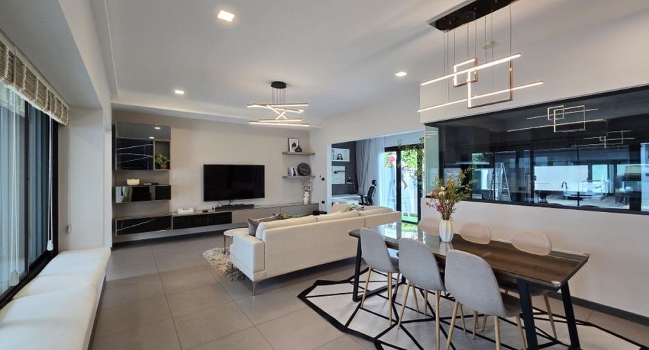 For rent 3 bedrooms house in Bang Phli, Samut Prakan