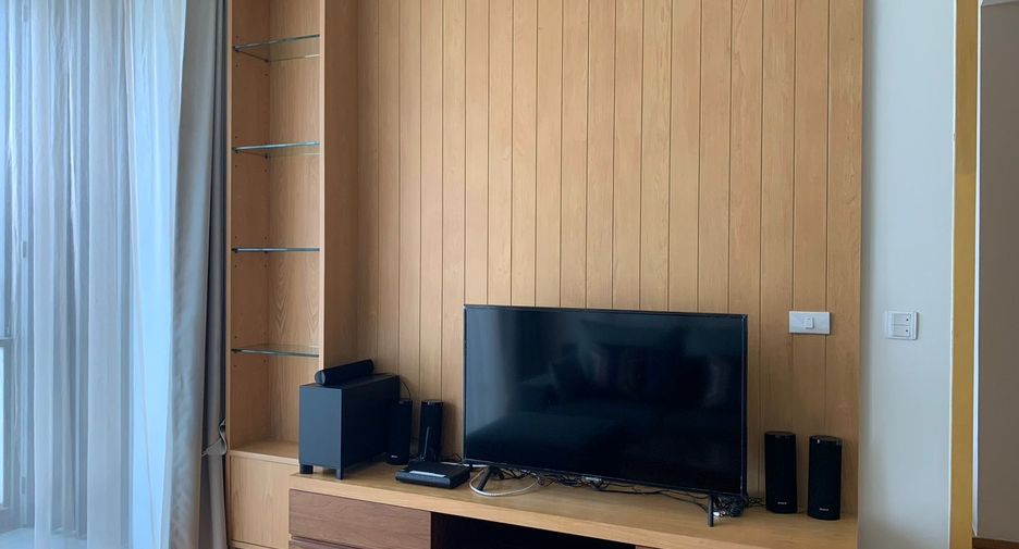 For rent 1 bed condo in Khlong Toei, Bangkok