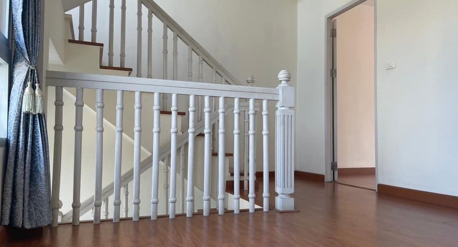 For rent 3 ベッドルーム townhouse in Suan Luang, Bangkok