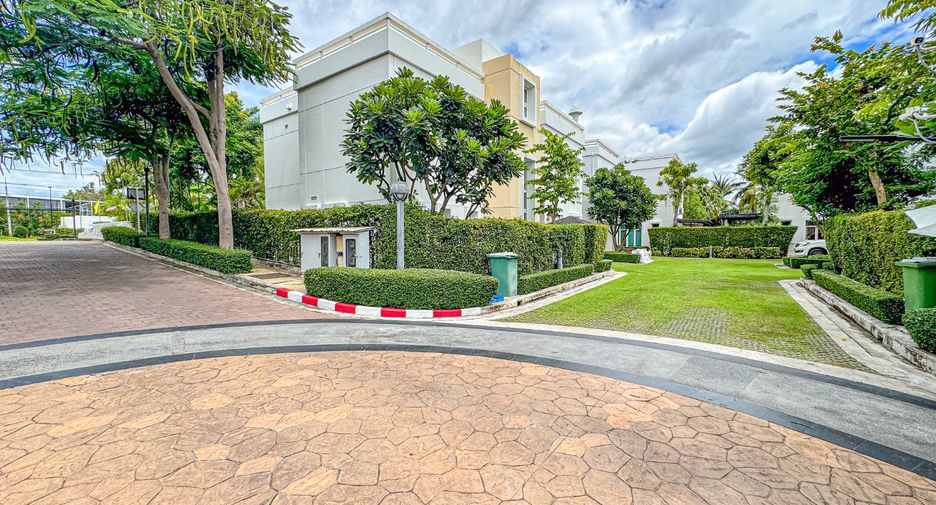 Villa zum Kauf mit 4 Zimmer in Cha Am, Phetchaburi