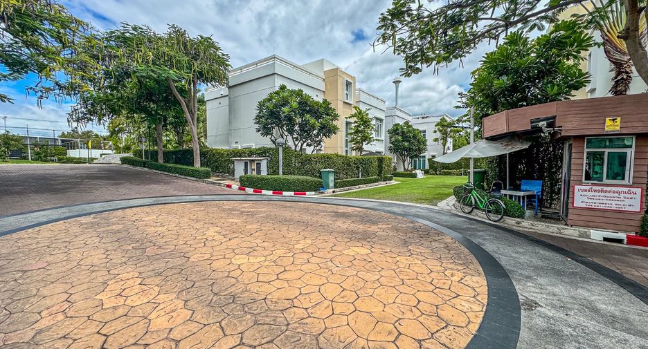 Villa zum Kauf mit 4 Zimmer in Cha Am, Phetchaburi