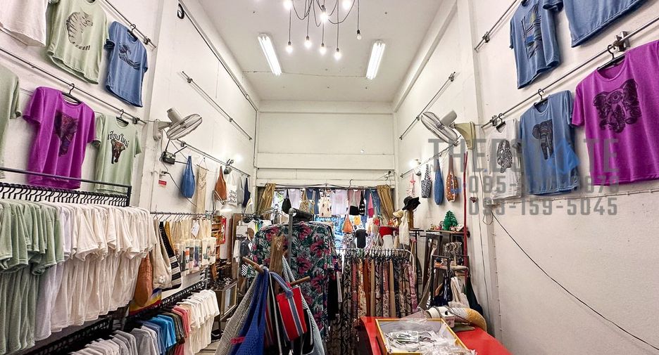 For sale 2 ベッドルーム retail Space in Mueang Chiang Mai, Chiang Mai