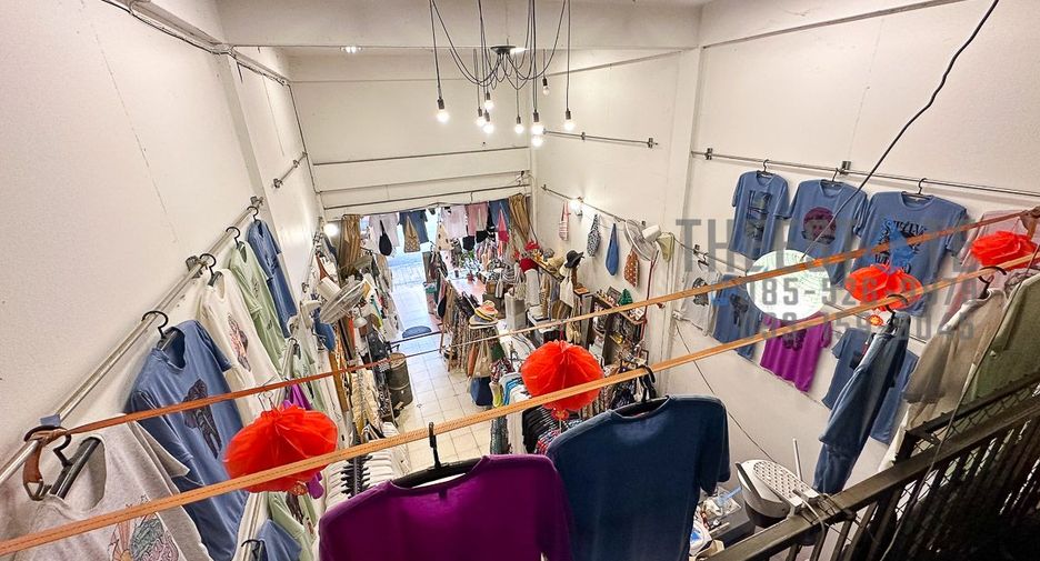 For sale 2 ベッドルーム retail Space in Mueang Chiang Mai, Chiang Mai