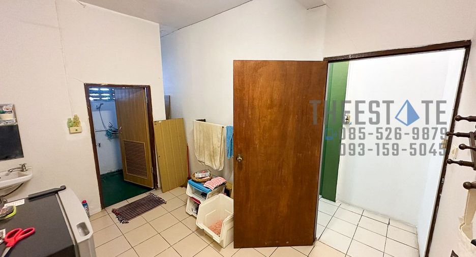 For sale 2 ベッドルーム retail Space in Mueang Chiang Mai, Chiang Mai