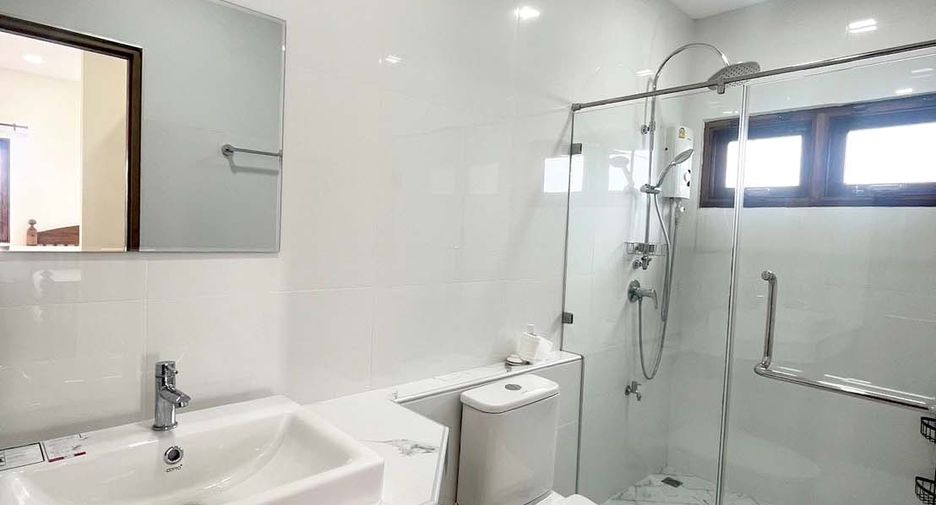 Casa en venta de 3 habitaciones en San Pa Tong, Chiang Mai