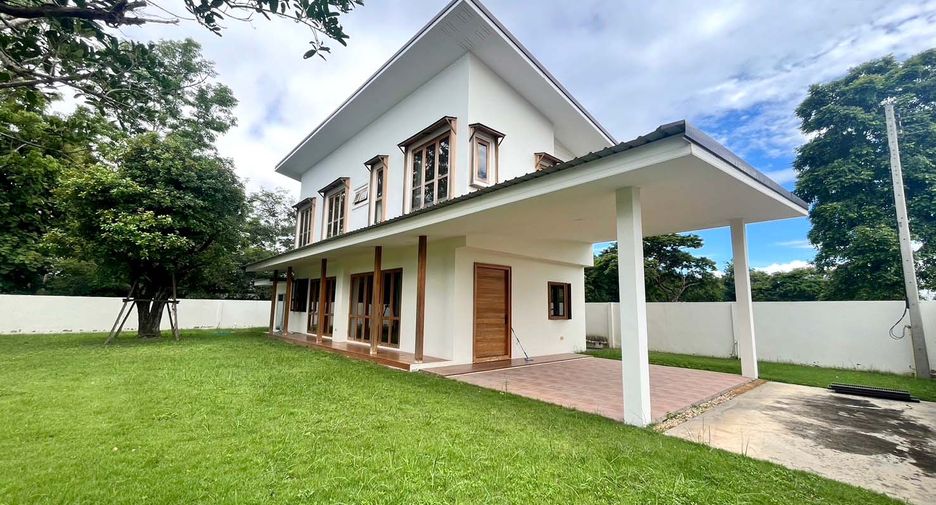 Casa en venta de 3 habitaciones en San Pa Tong, Chiang Mai