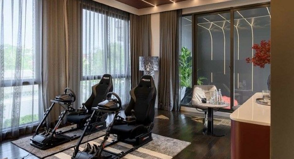 For sale 4 bedrooms house in Bang Na, Bangkok