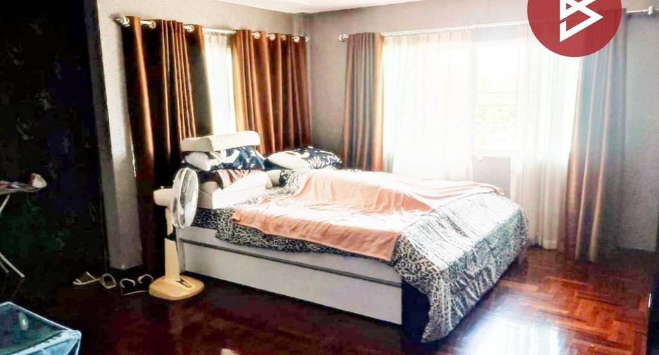 À vendre 4 chambres maison à Bang Khae, Bangkok