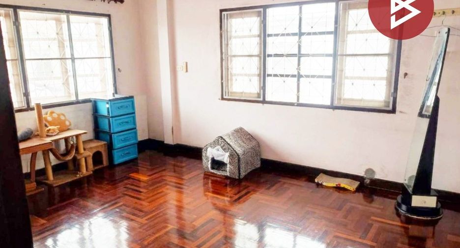 À vendre 4 chambres maison à Bang Khae, Bangkok