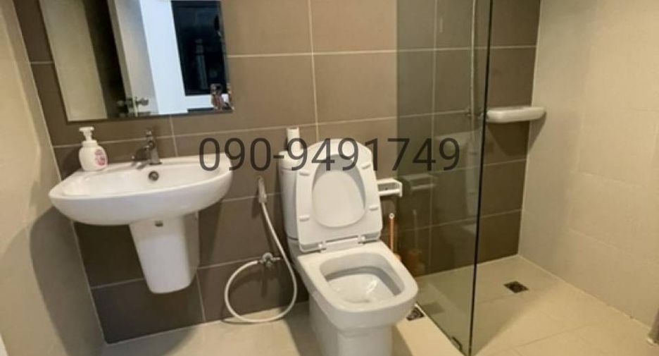 For rent 2 bedrooms townhouse in Suan Luang, Bangkok