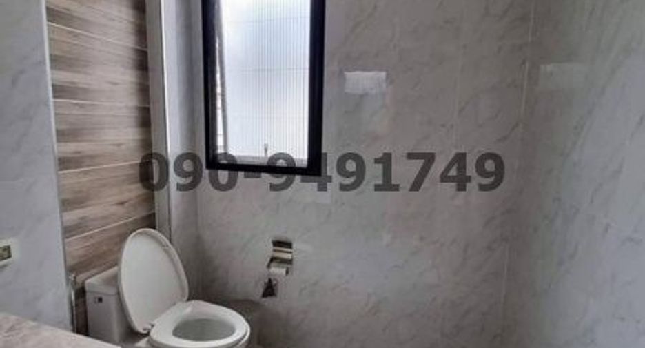 For rent 4 bedrooms townhouse in Pak Kret, Nonthaburi