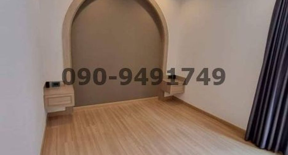 For rent 4 bedrooms townhouse in Pak Kret, Nonthaburi