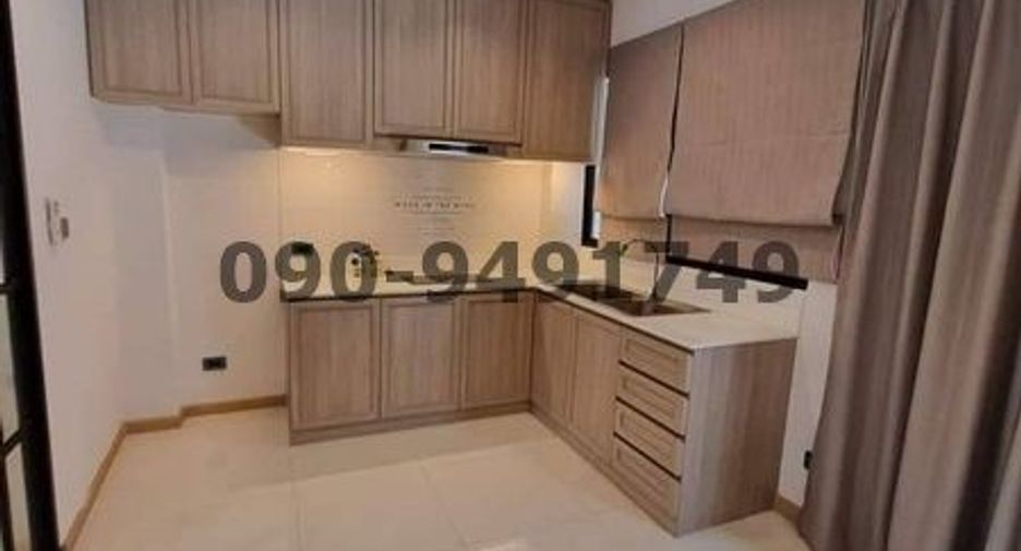 For rent 4 bedrooms townhouse in Pak Kret, Nonthaburi