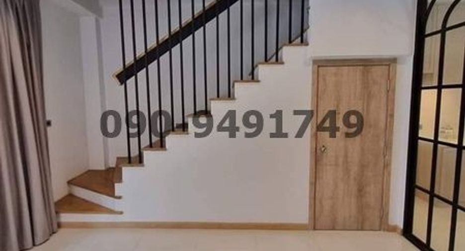 For rent 4 bedrooms townhouse in Pak Kret, Nonthaburi