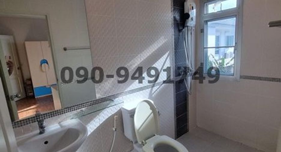 For rent 3 bedrooms house in Pak Kret, Nonthaburi