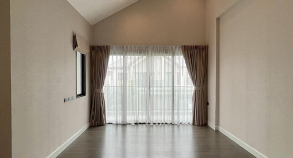 For sale 4 bedrooms house in Bang Kruai, Nonthaburi