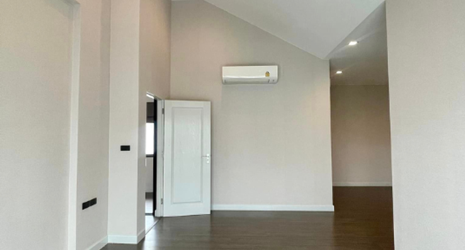 For sale 4 bedrooms house in Bang Kruai, Nonthaburi
