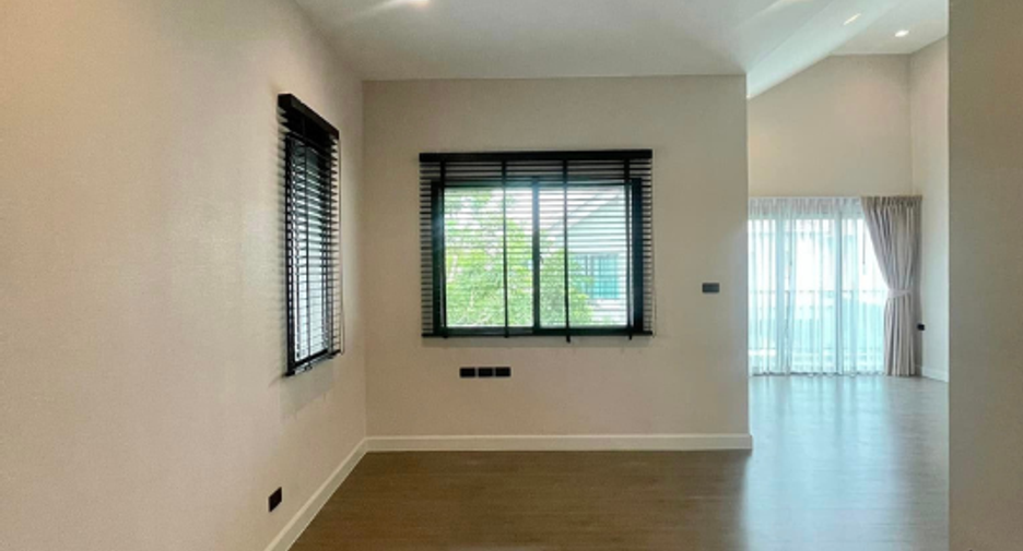 For sale 4 bedrooms house in Bang Kruai, Nonthaburi