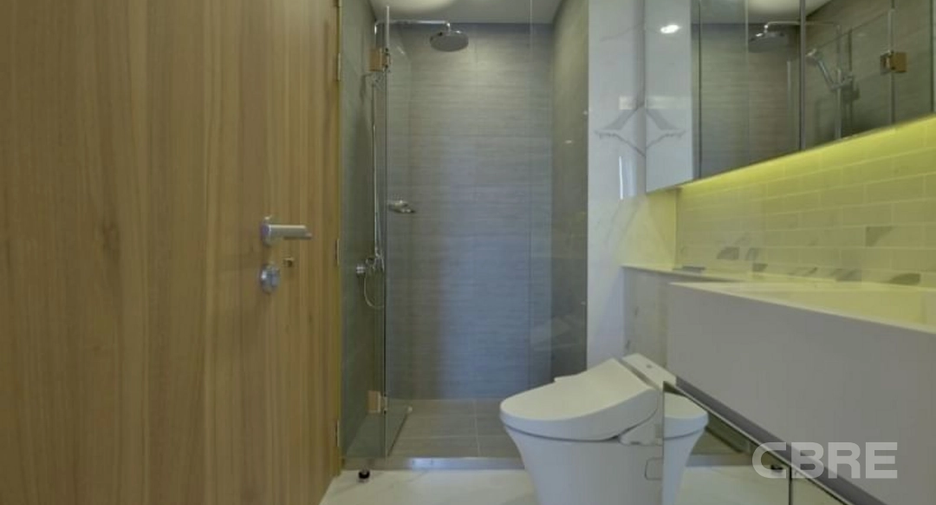 For sale 2 bedrooms condo in Watthana, Bangkok
