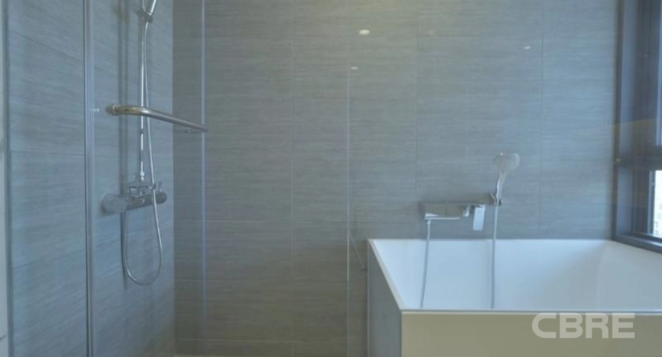 For sale 2 bedrooms condo in Watthana, Bangkok