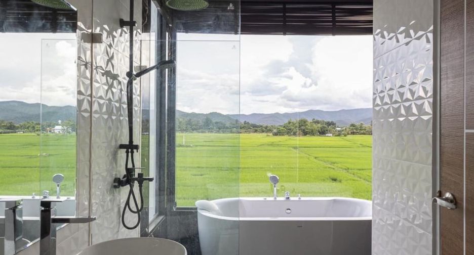 For rent 3 bedrooms house in San Kamphaeng, Chiang Mai