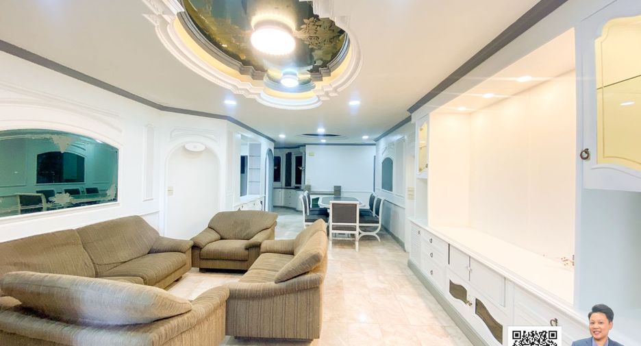 For sale 3 Beds condo in Watthana, Bangkok
