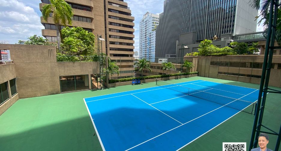 For sale 3 Beds condo in Watthana, Bangkok