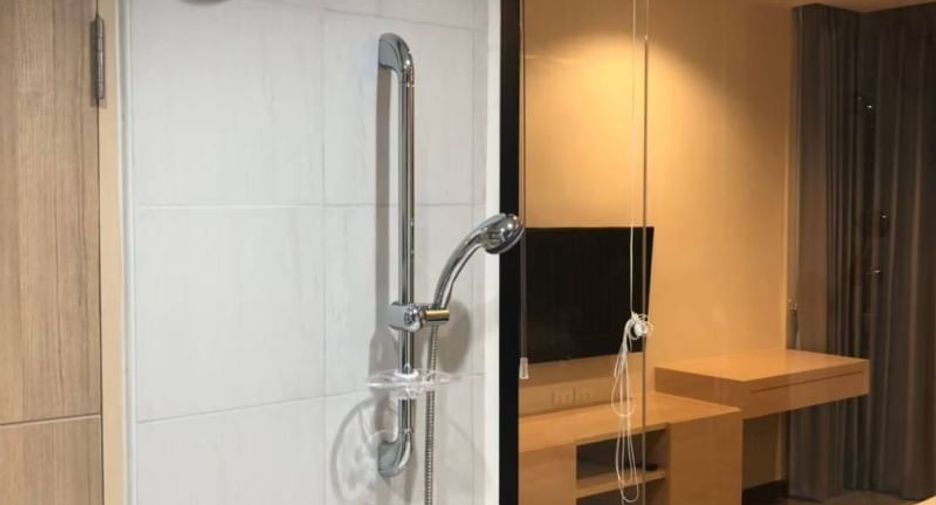 Condo en venta de 1 habitaciones en Si Racha, Chonburi