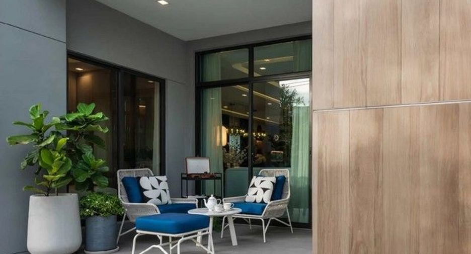 For sale 4 ベッドルーム house in Saphan Sung, Bangkok