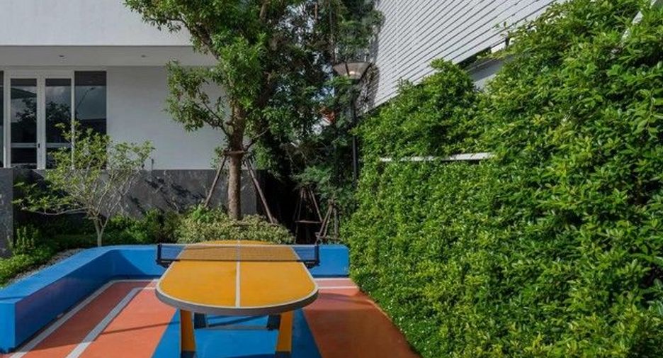 For sale 4 ベッドルーム house in Saphan Sung, Bangkok