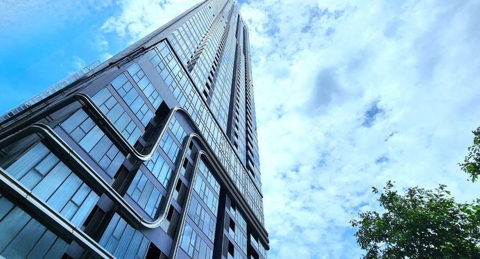 Wohnung zur Miete und zum Kauf mit 2 Zimmer in Huai Khwang, Bangkok